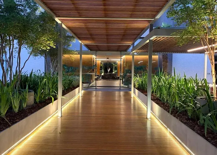 Loft With Pool And Garage, Next To Bourbon *